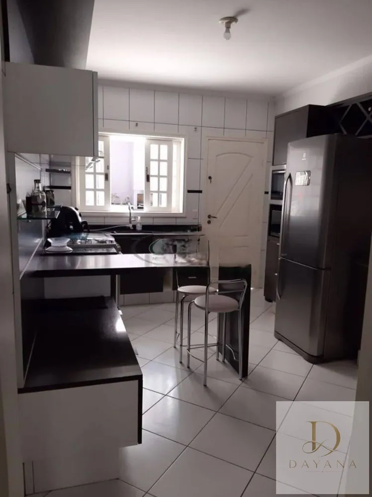 Sobrado, 4 quartos, 200 m² - Foto 9