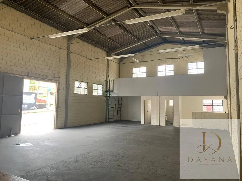 Sala-Conjunto, 200 m² - Foto 1