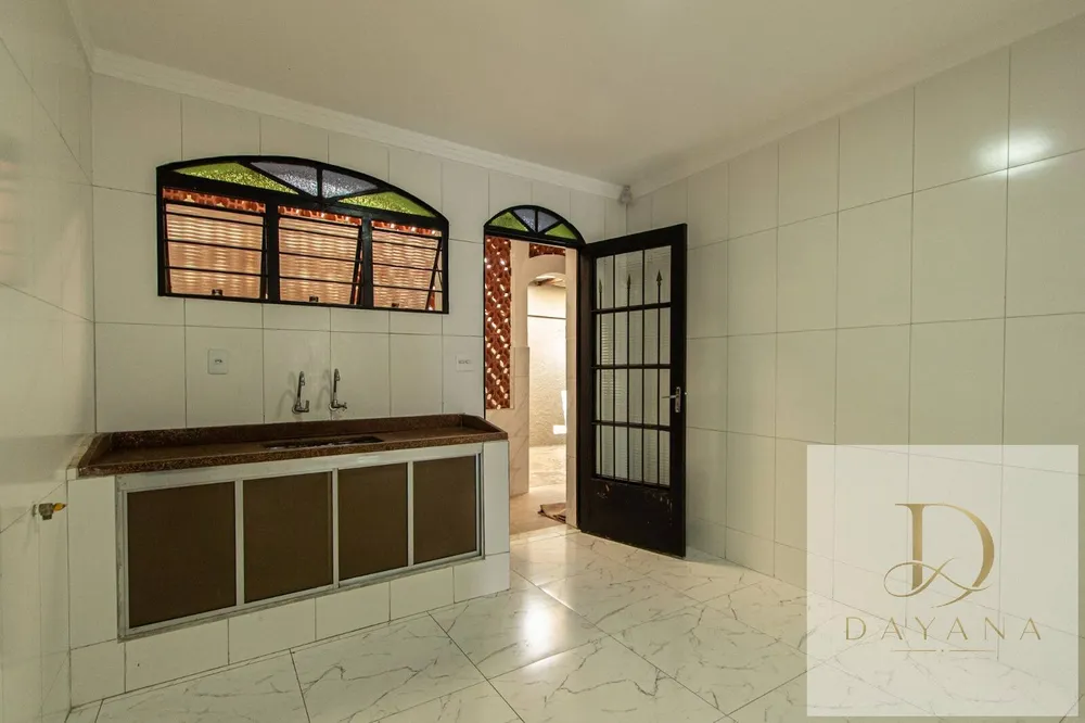 Casa, 3 quartos, 165 m² - Foto 2