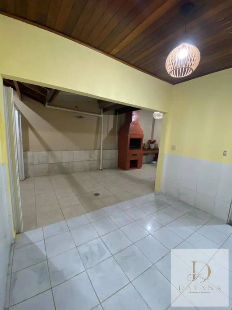 Casa, 4 quartos, 275 m² - Foto 2