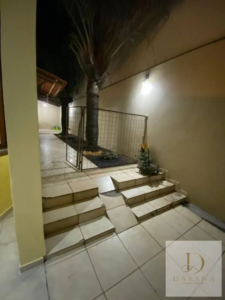 Casa, 4 quartos, 275 m² - Foto 12