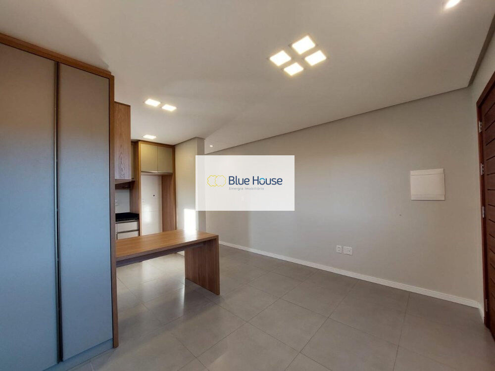 Casa para alugar com 2 quartos, 55m² - Foto 9
