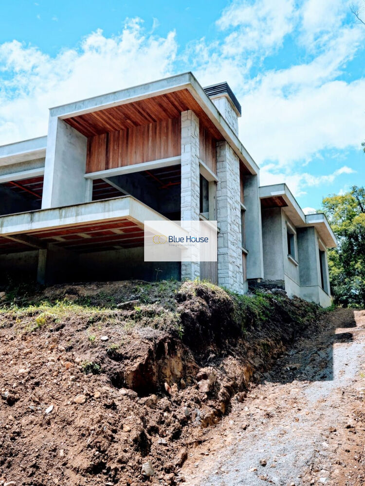 Casa à venda com 2 quartos, 144m² - Foto 2