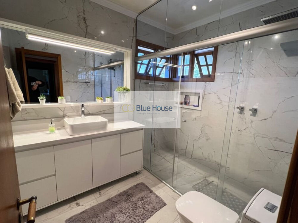 Casa à venda com 3 quartos, 300m² - Foto 10
