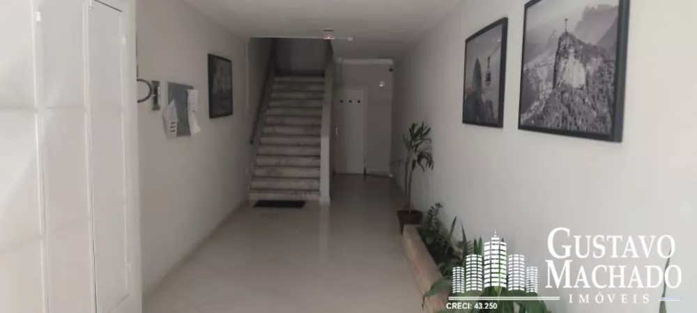 Apartamento à venda com 2 quartos, 105m² - Foto 2