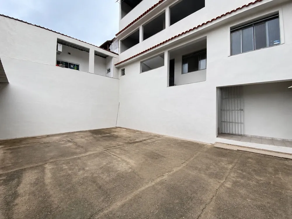 Casa, 3 quartos, 190 m² - Foto 2