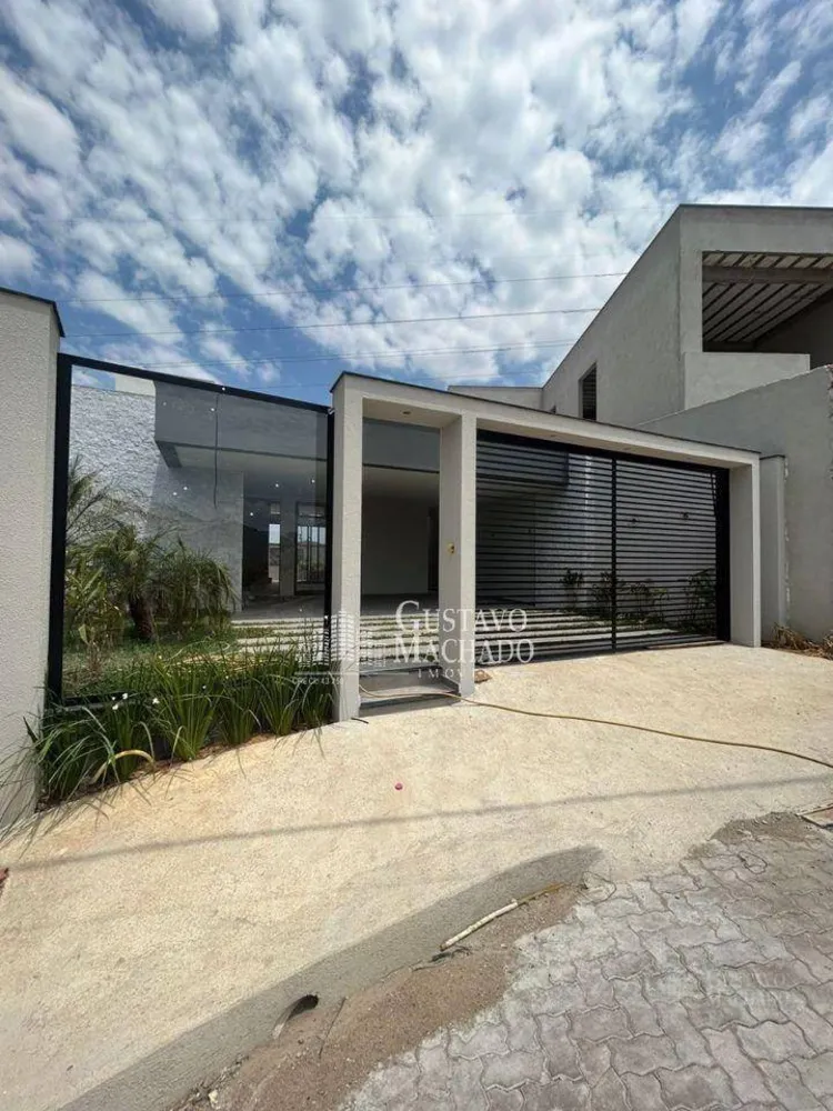 Casa, 3 quartos, 206 m² - Foto 1