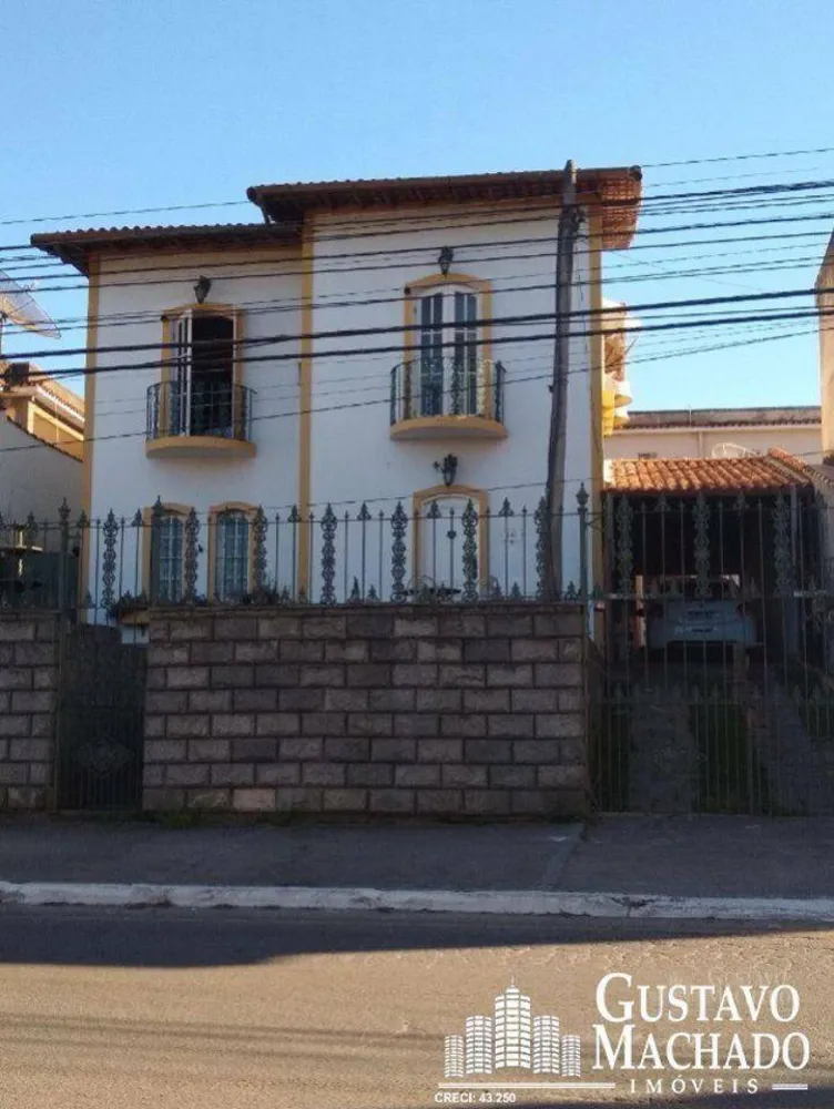 Casa, 3 quartos, 240 m² - Foto 1