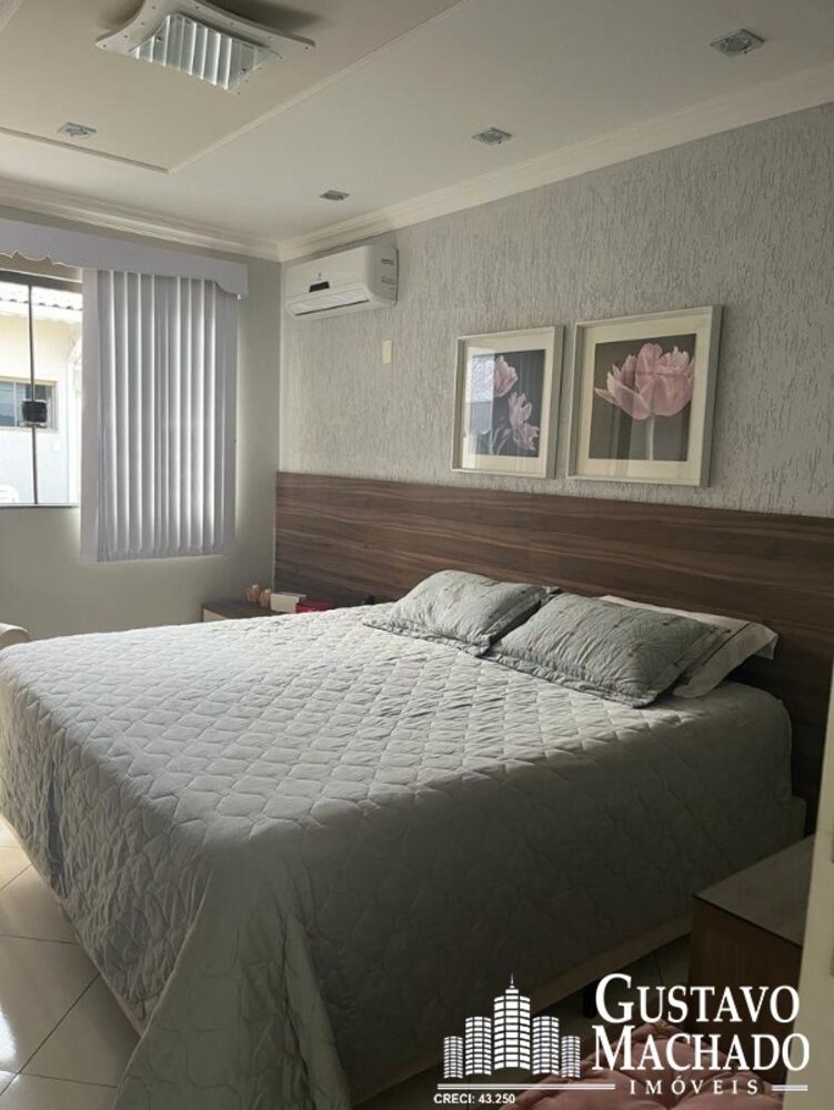 Casa à venda com 3 quartos, 196m² - Foto 2