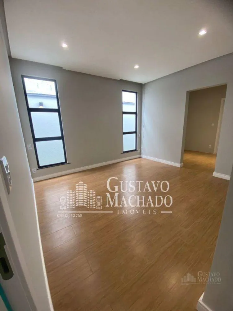 Casa, 3 quartos, 215 m² - Foto 4