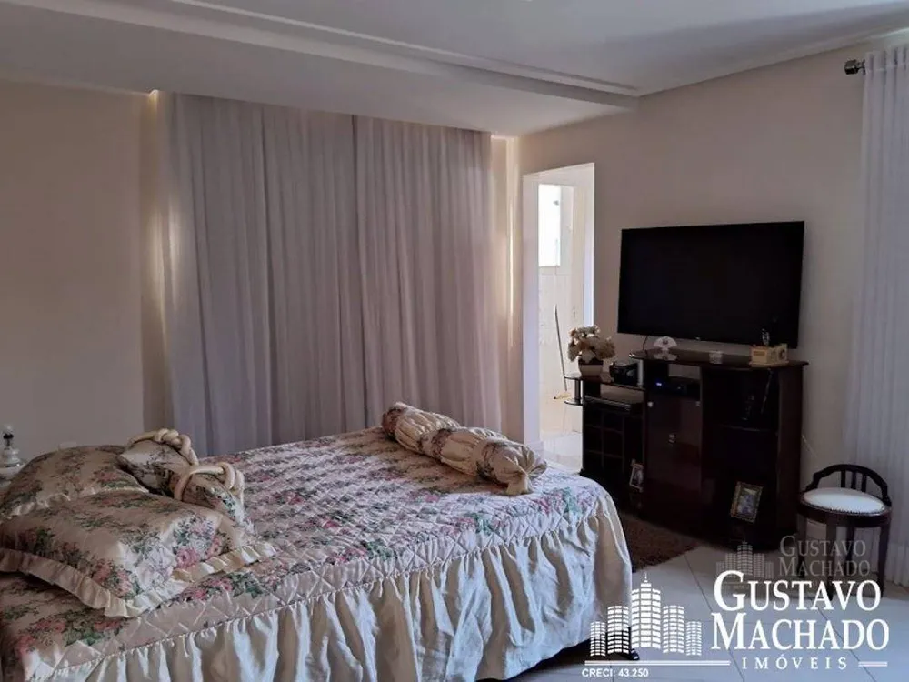 Casa, 4 quartos, 231 m² - Foto 13