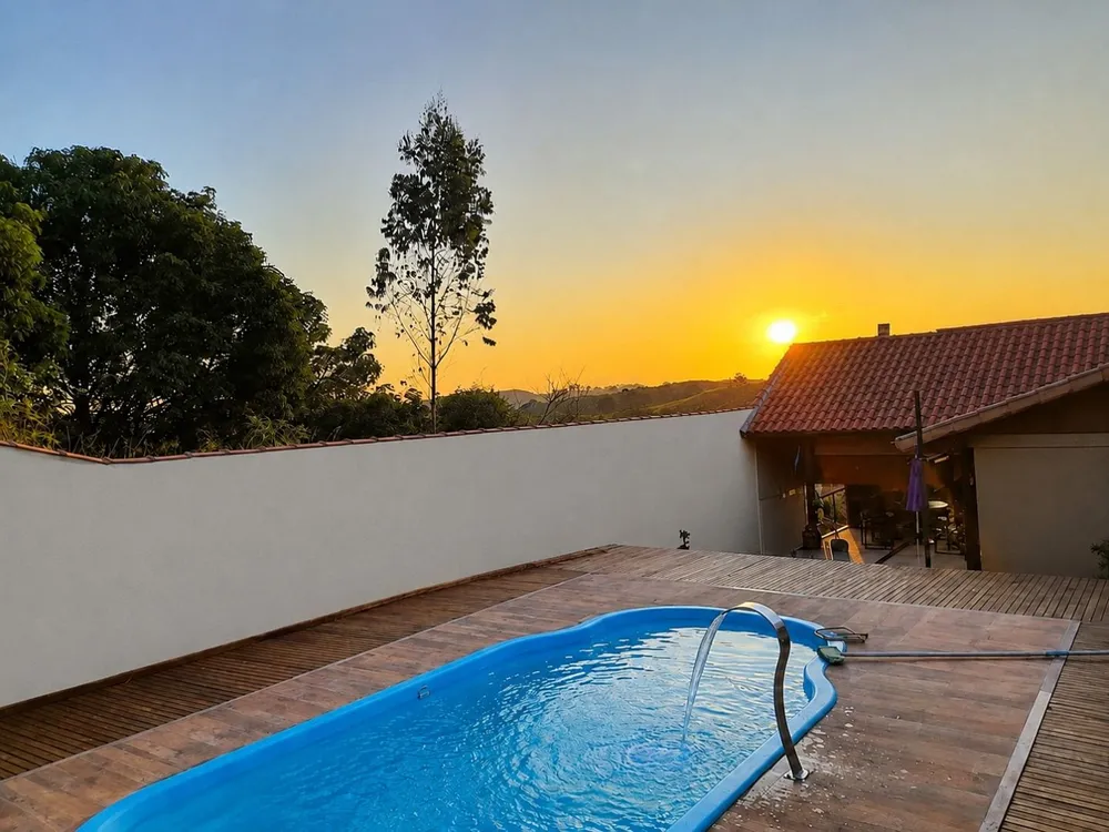 Casa, 3 quartos, 190 m² - Foto 1