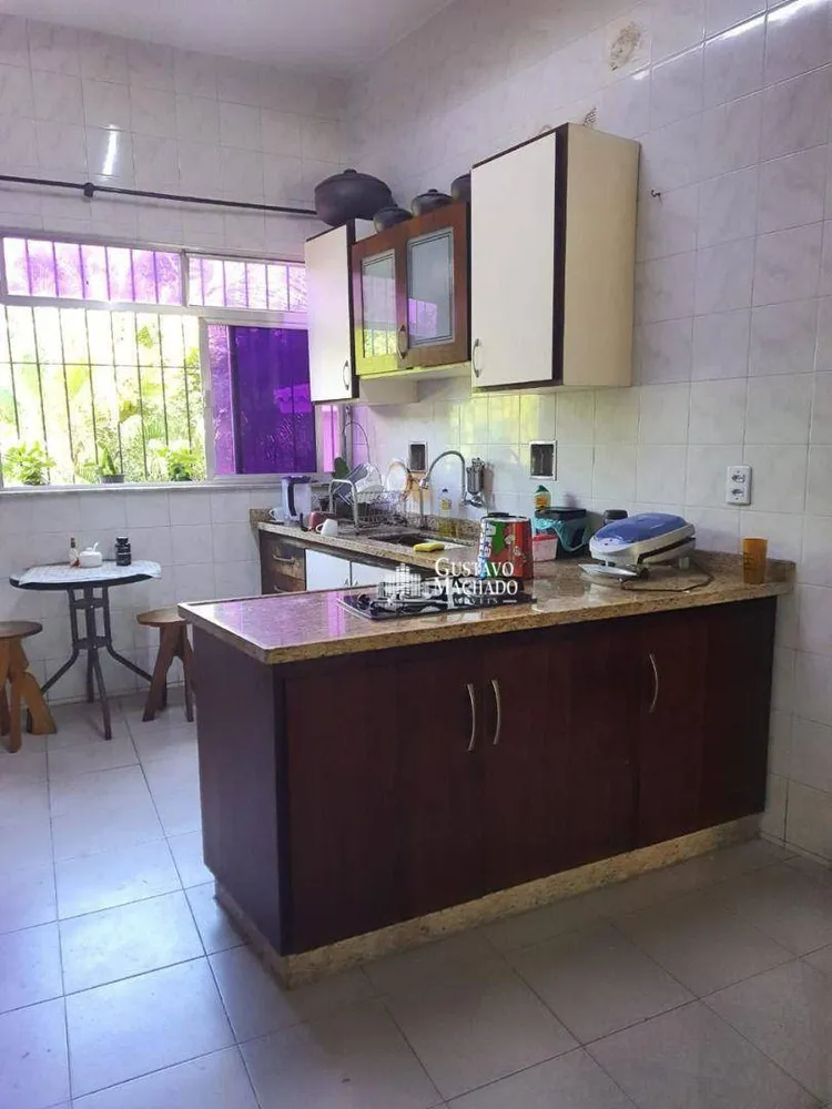 Casa, 5 quartos, 330 m² - Foto 2