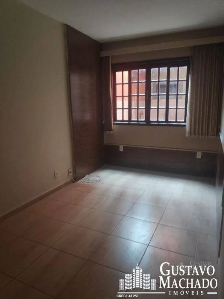 Casa, 3 quartos, 180 m² - Foto 1