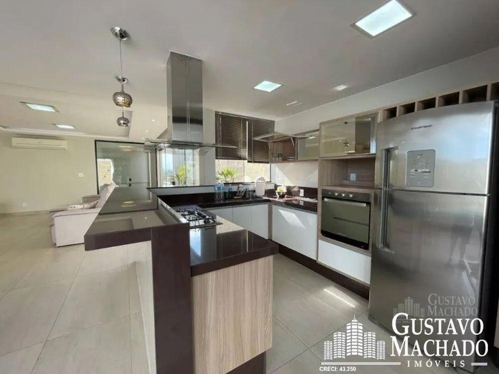 Casa, 3 quartos, 216 m² - Foto 9