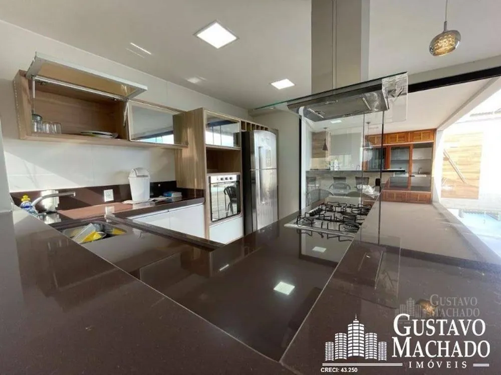 Casa, 3 quartos, 216 m² - Foto 8