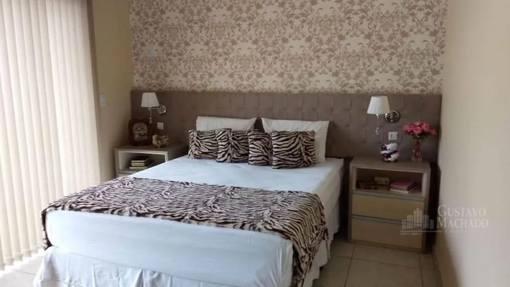 Casa, 3 quartos, 272 m² - Foto 4