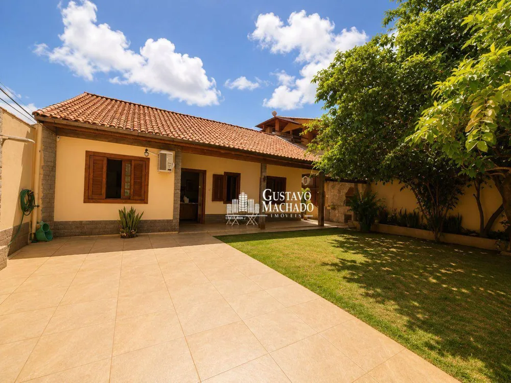 Casa, 4 quartos, 161 m² - Foto 1