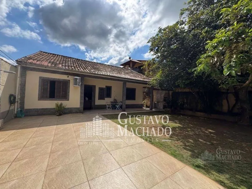 Casa, 4 quartos, 161 m² - Foto 1