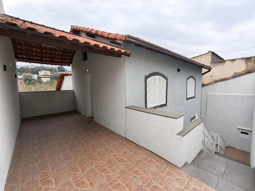 Casa, 4 quartos, 142 m² - Foto 3