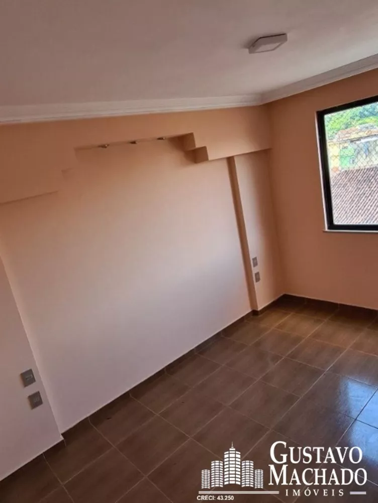 Apartamento à venda com 3 quartos, 96m² - Foto 4