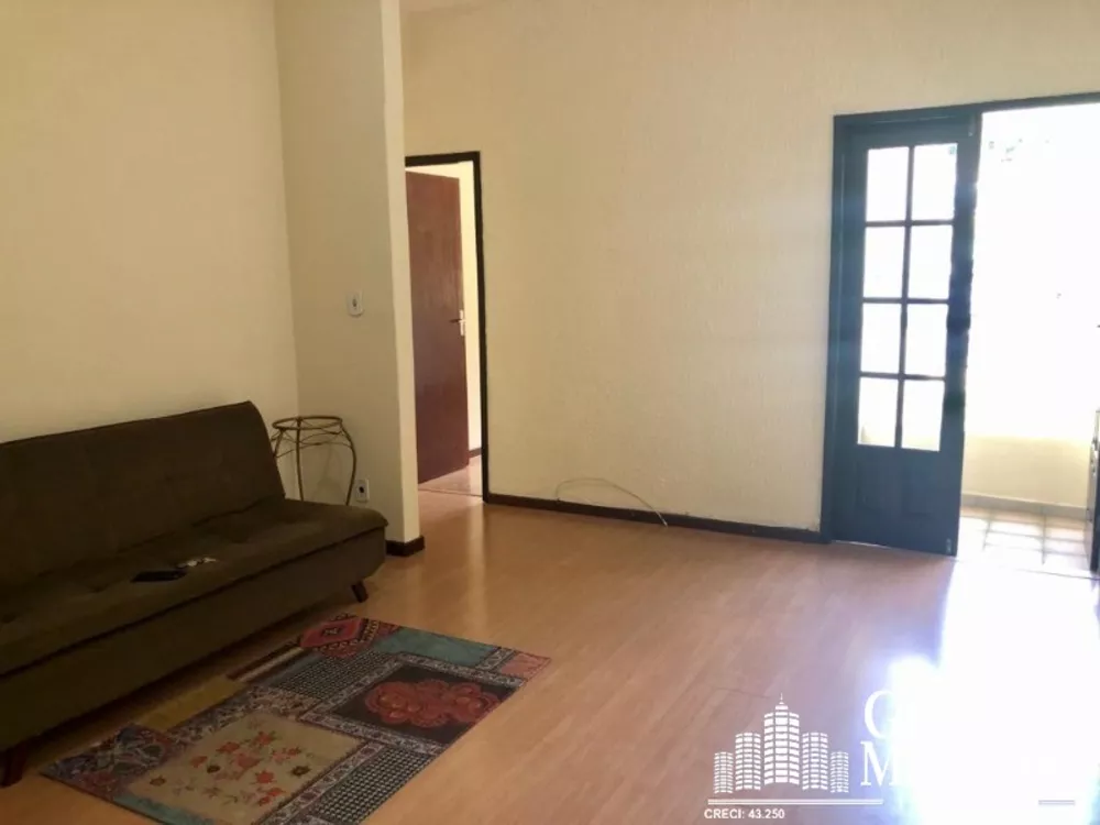 Apartamento à venda com 3 quartos, 105m² - Foto 2