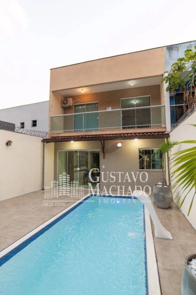 Casa, 4 quartos, 240 m² - Foto 1