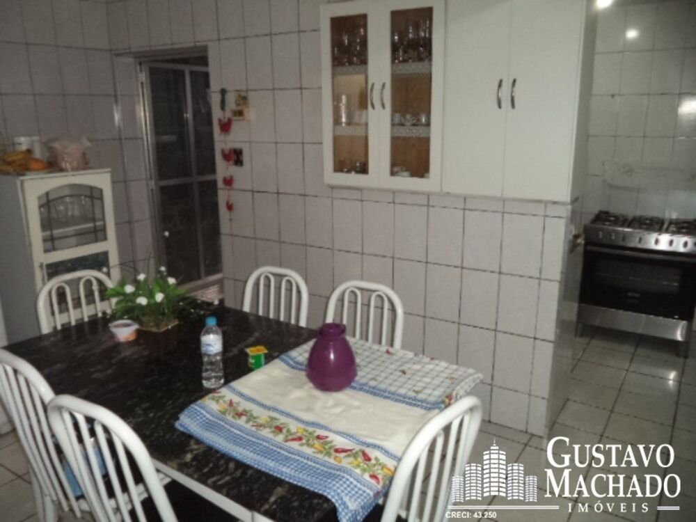 Casa à venda com 3 quartos - Foto 2