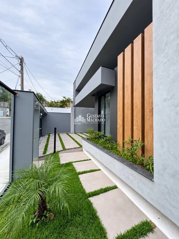 Casa, 3 quartos, 220 m² - Foto 1