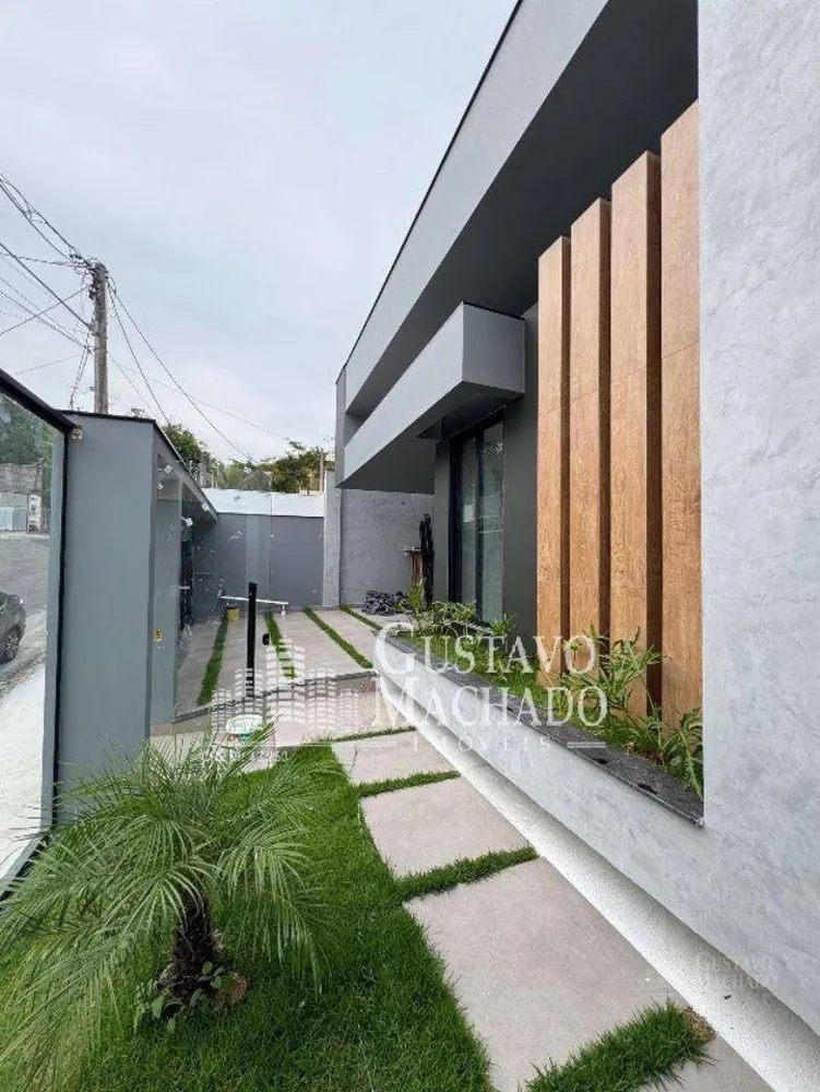 Casa, 3 quartos, 220 m² - Foto 1