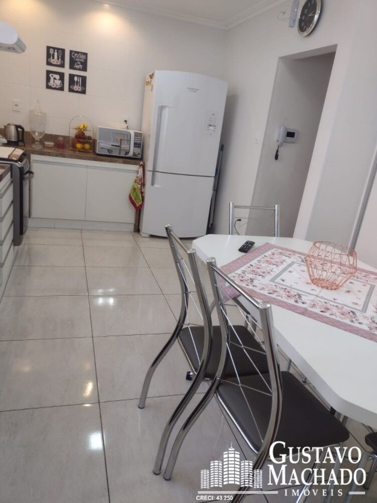 Casa à venda com 5 quartos, 312m² - Foto 3