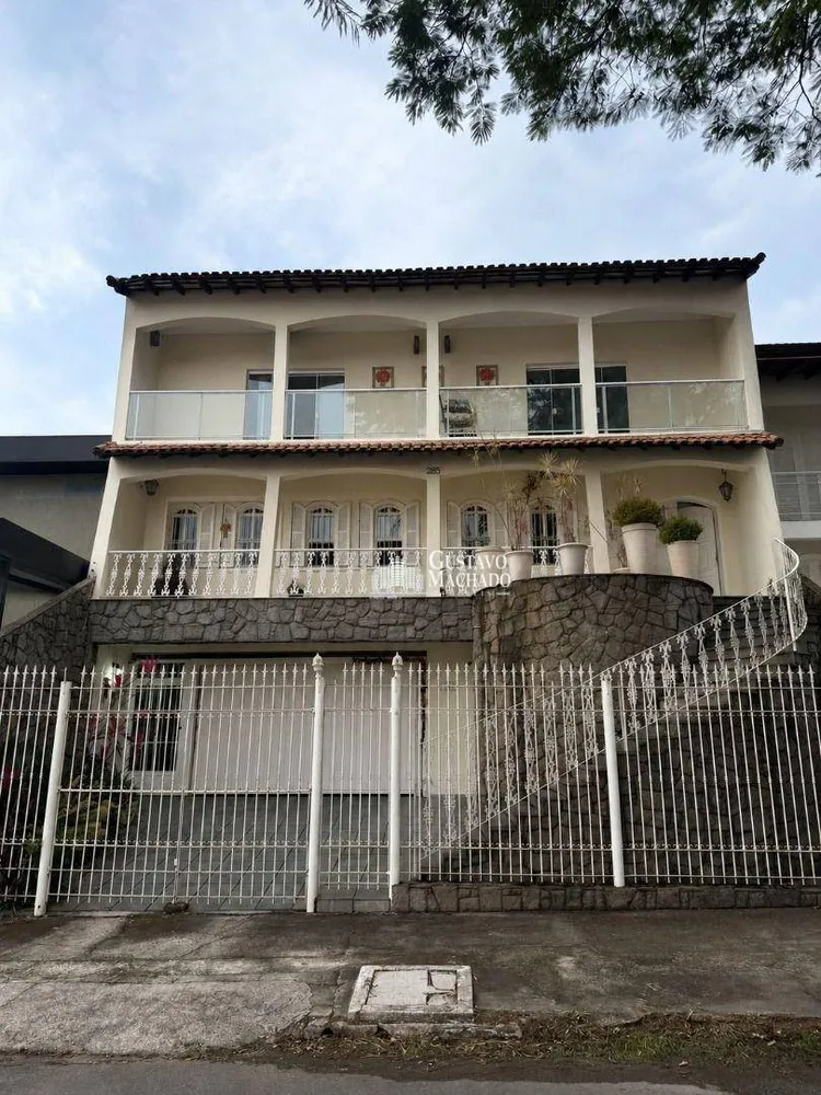 Casa, 5 quartos, 416 m² - Foto 1