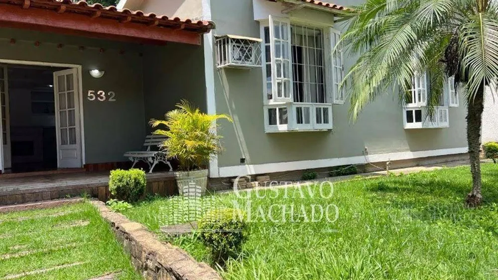 Casa, 3 quartos, 300 m² - Foto 1
