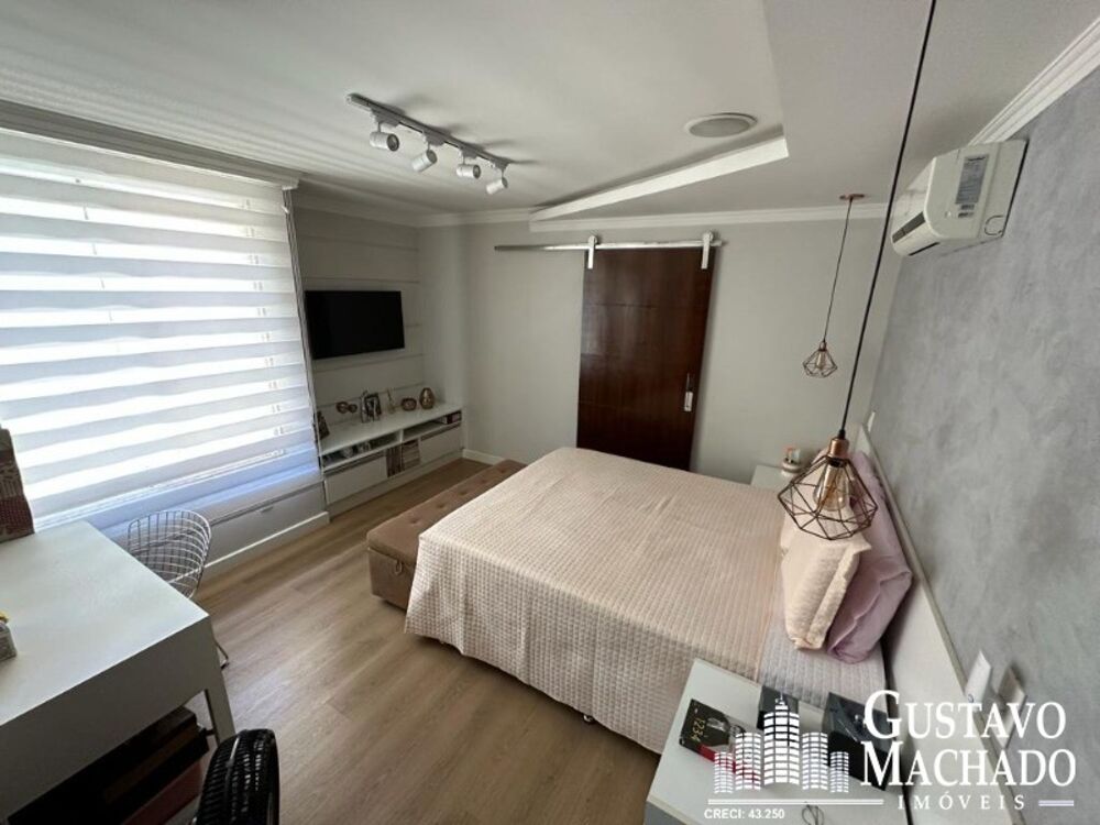 Casa, 4 quartos, 250 m² - Foto 22