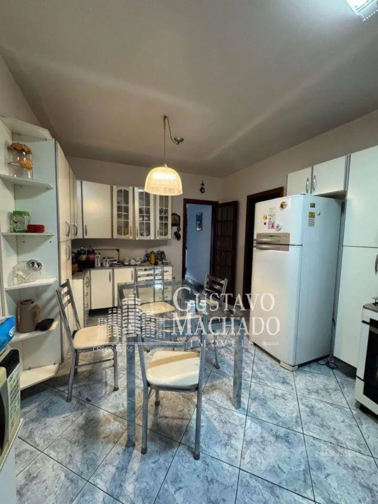 Casa, 6 quartos, 200 m² - Foto 17