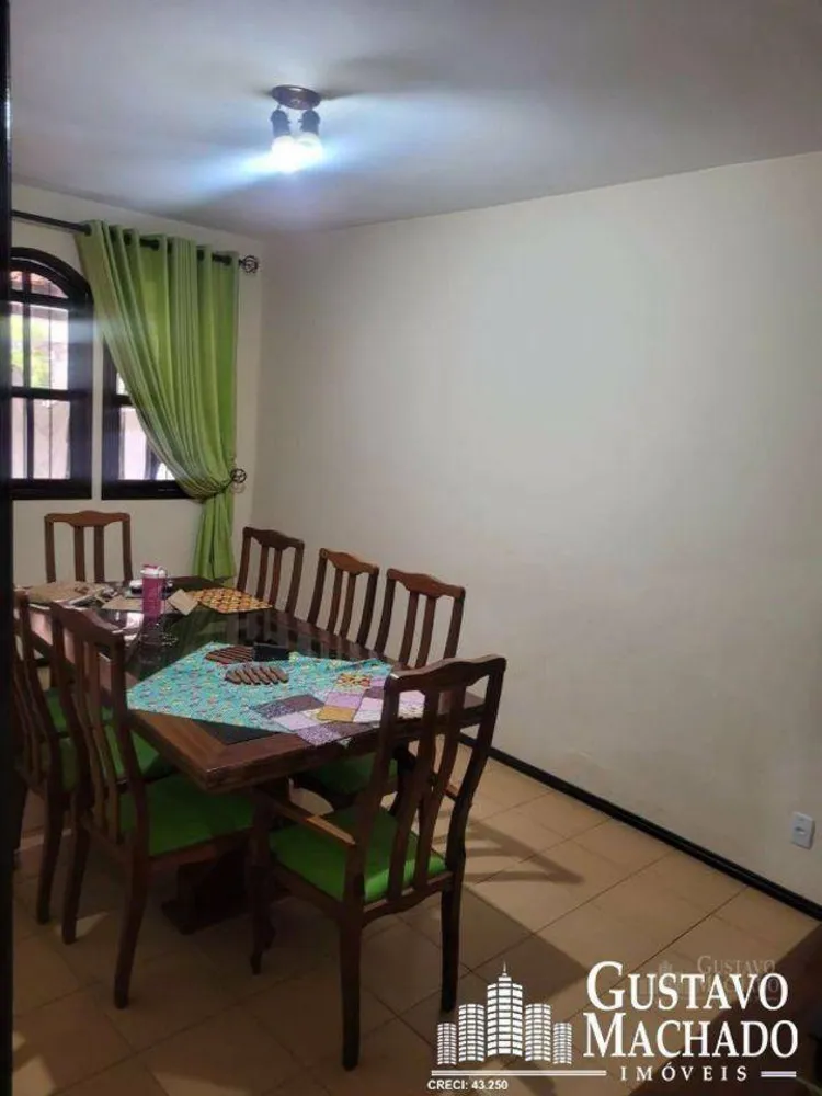 Casa, 4 quartos, 210 m² - Foto 1