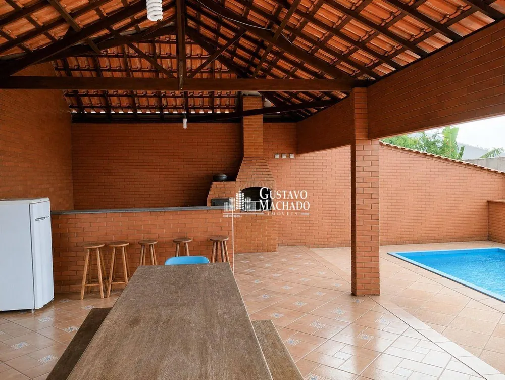 Casa, 4 quartos, 210 m² - Foto 1