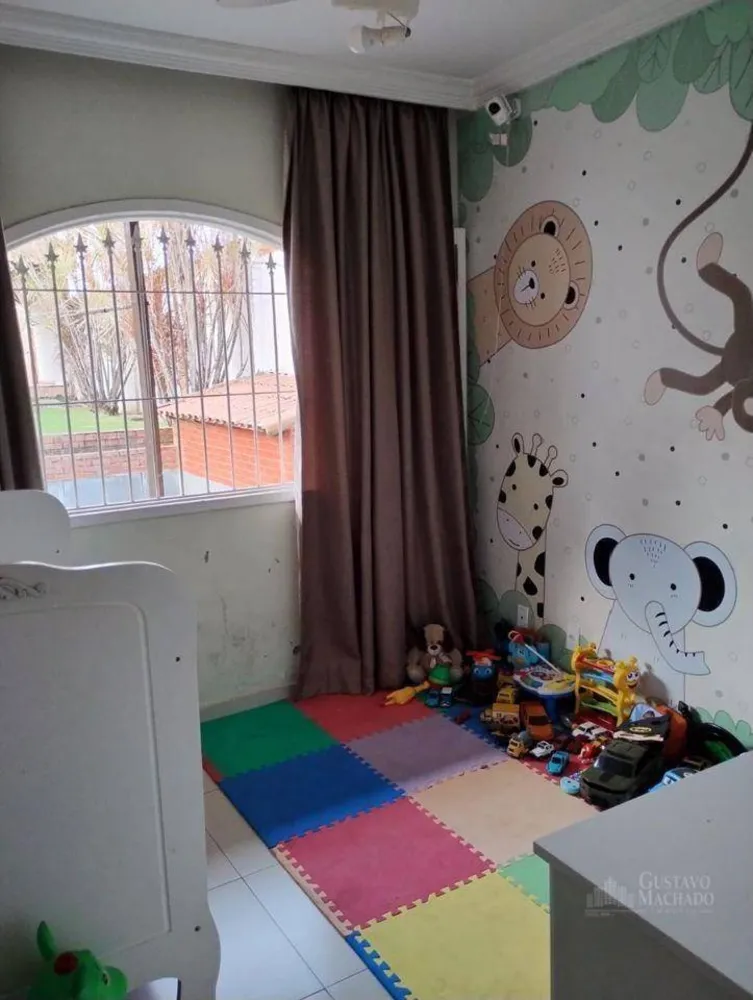 Casa, 4 quartos, 210 m² - Foto 12