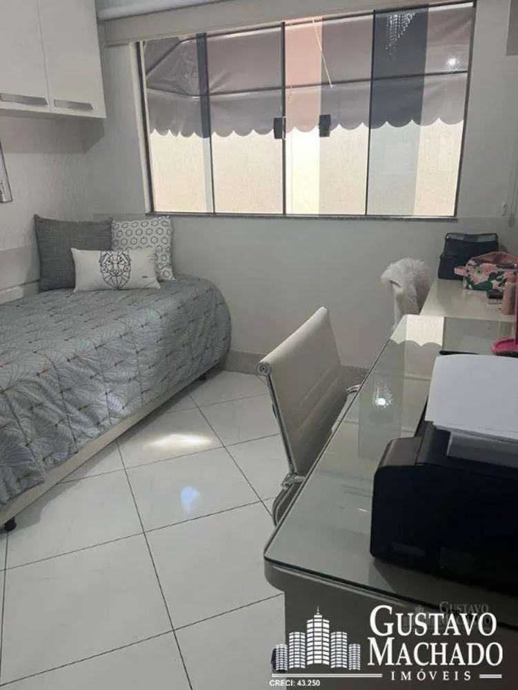Casa, 3 quartos, 196 m² - Foto 1