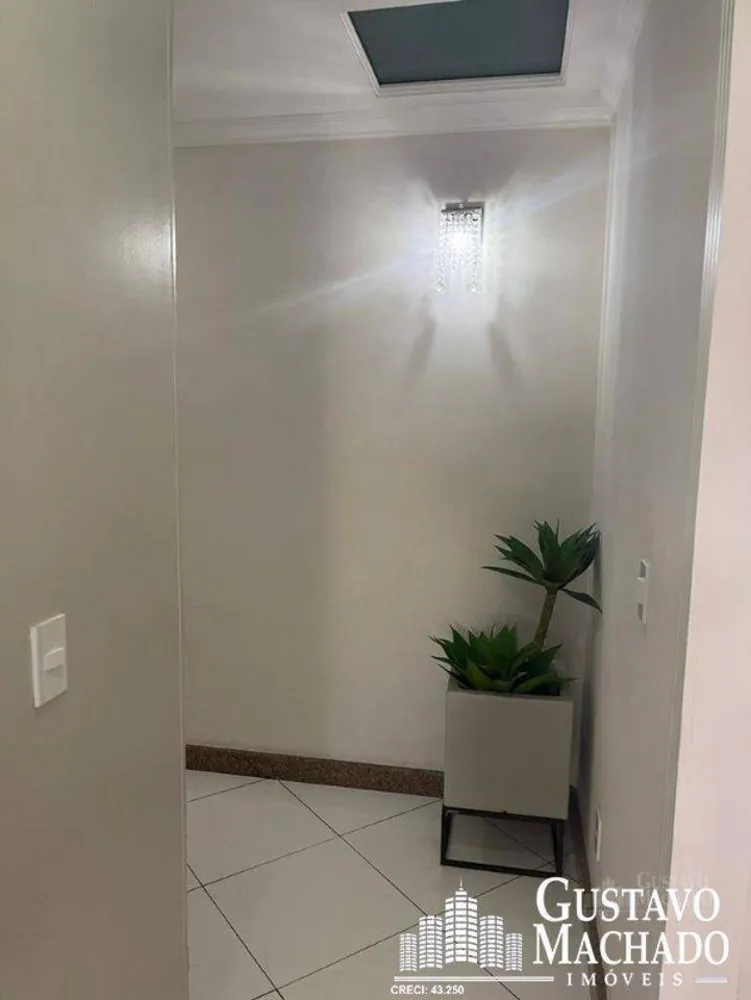 Casa, 3 quartos, 196 m² - Foto 2