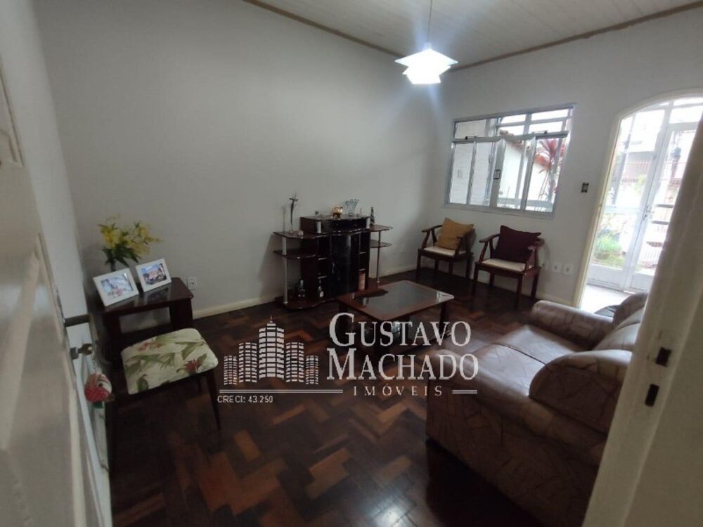 Casa à venda com 3 quartos, 162m² - Foto 1