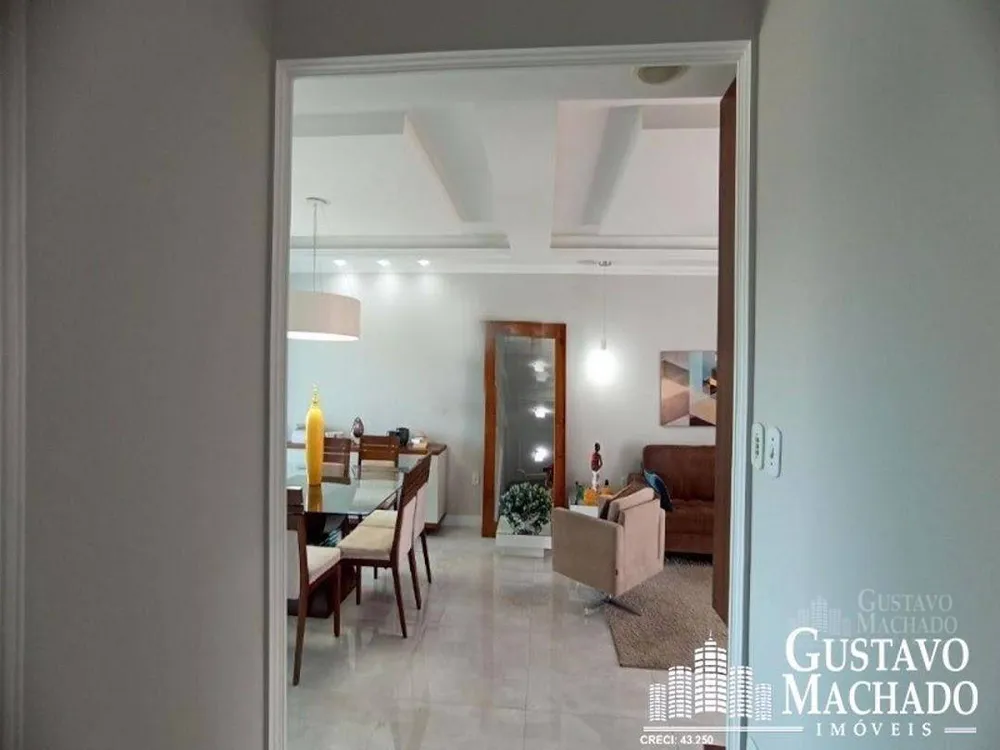 Casa, 3 quartos, 270 m² - Foto 4