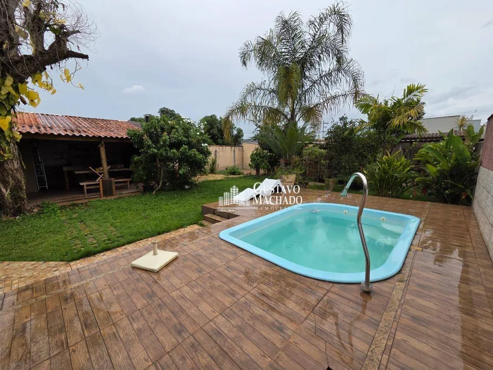 Casa, 2 quartos, 180 m² - Foto 1