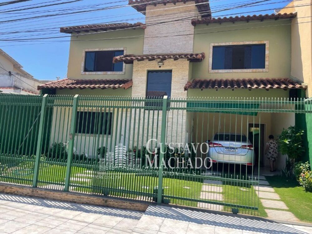Casa, 4 quartos, 178 m² - Foto 1