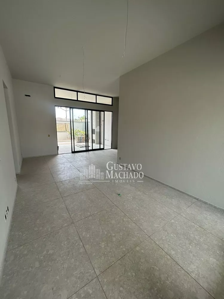 Casa à venda com 3 quartos - Foto 4