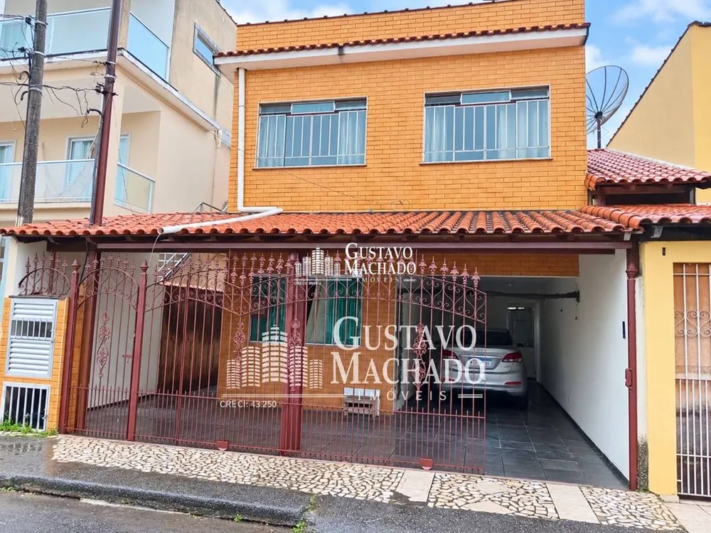 Casa, 3 quartos, 238 m² - Foto 1