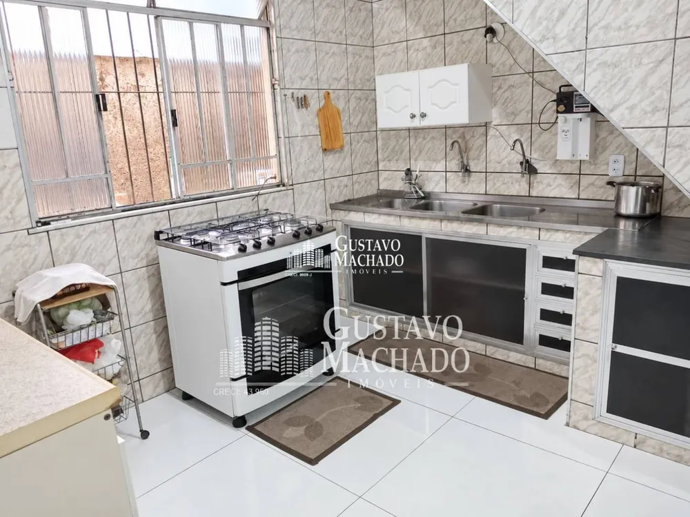 Casa, 3 quartos, 238 m² - Foto 3