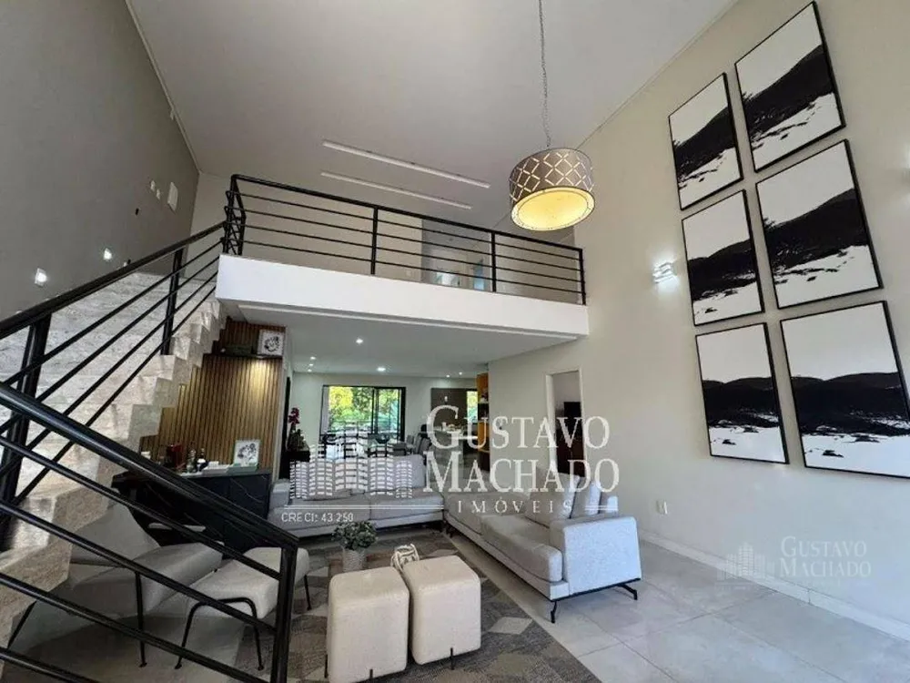 Casa, 3 quartos, 342 m² - Foto 1