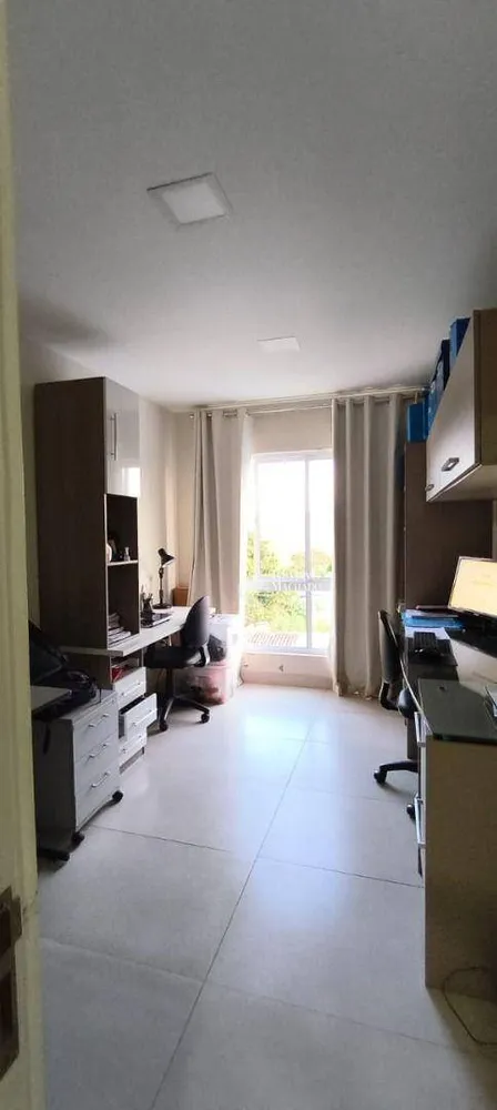 Casa, 3 quartos, 203 m² - Foto 11