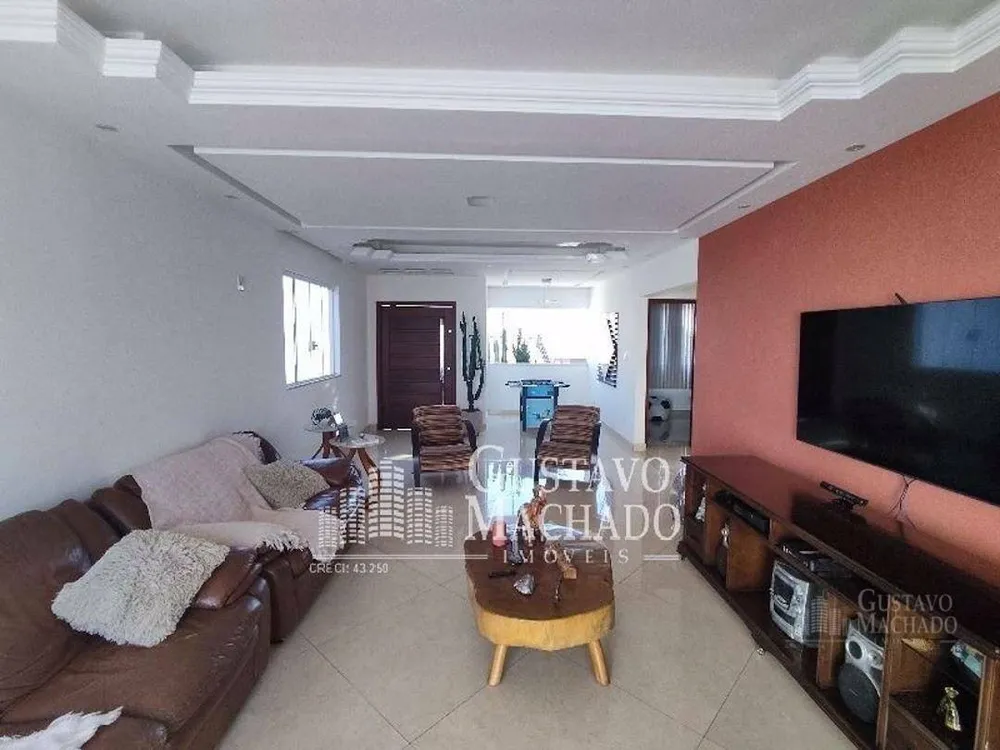 Casa, 4 quartos, 248 m² - Foto 2